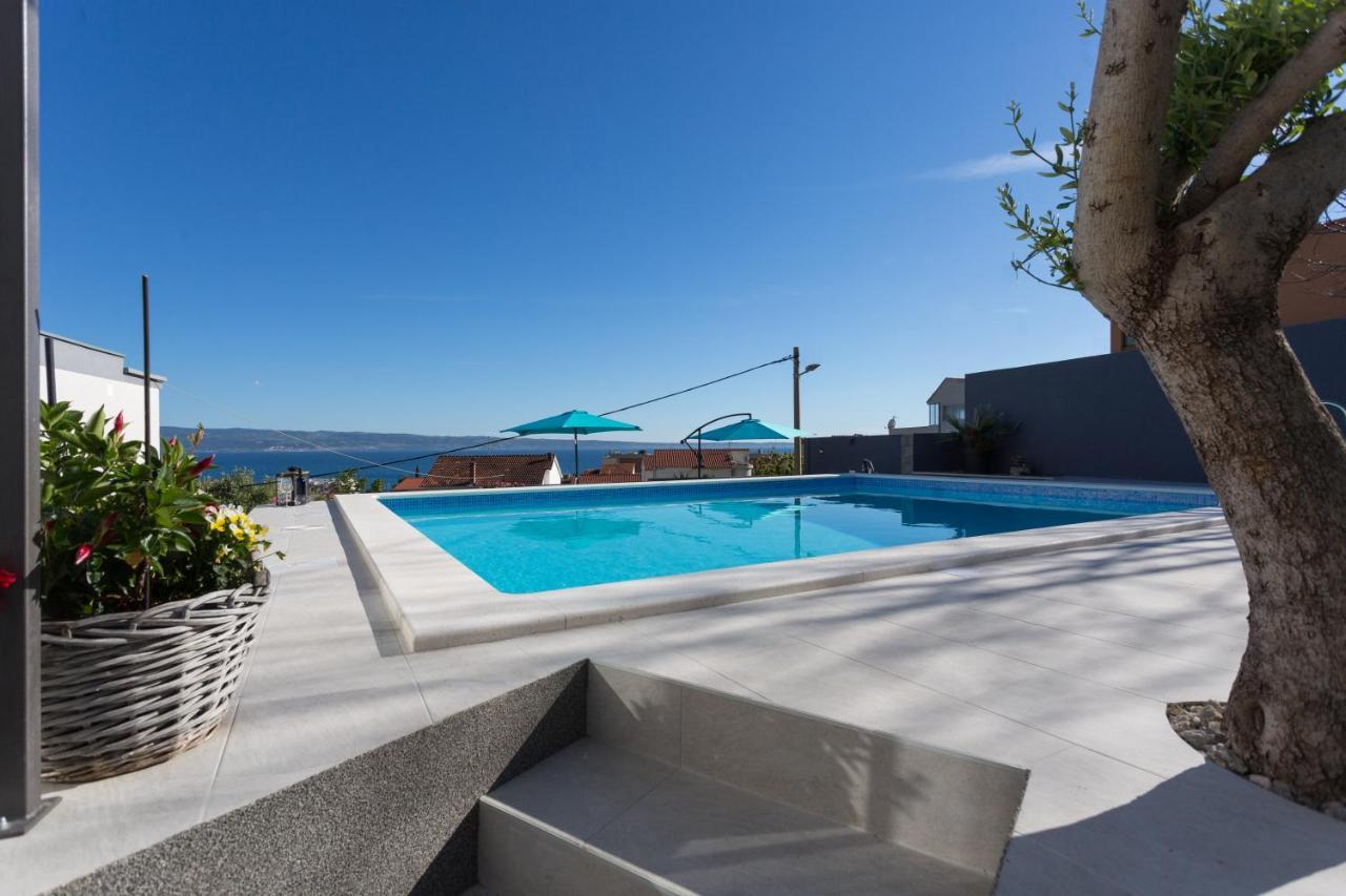 Apartments Lidija - Sea View Apartment With Exclusive Right Of Using Hot Tub Or Split Level Apartment With Exclusive Right Of Using Pool 珀德垂那 外观 照片