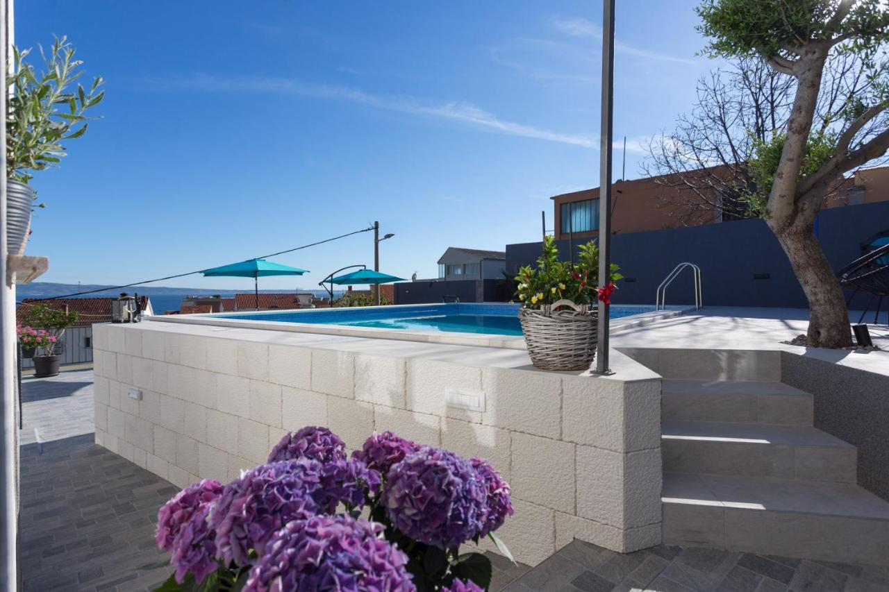 Apartments Lidija - Sea View Apartment With Exclusive Right Of Using Hot Tub Or Split Level Apartment With Exclusive Right Of Using Pool 珀德垂那 外观 照片