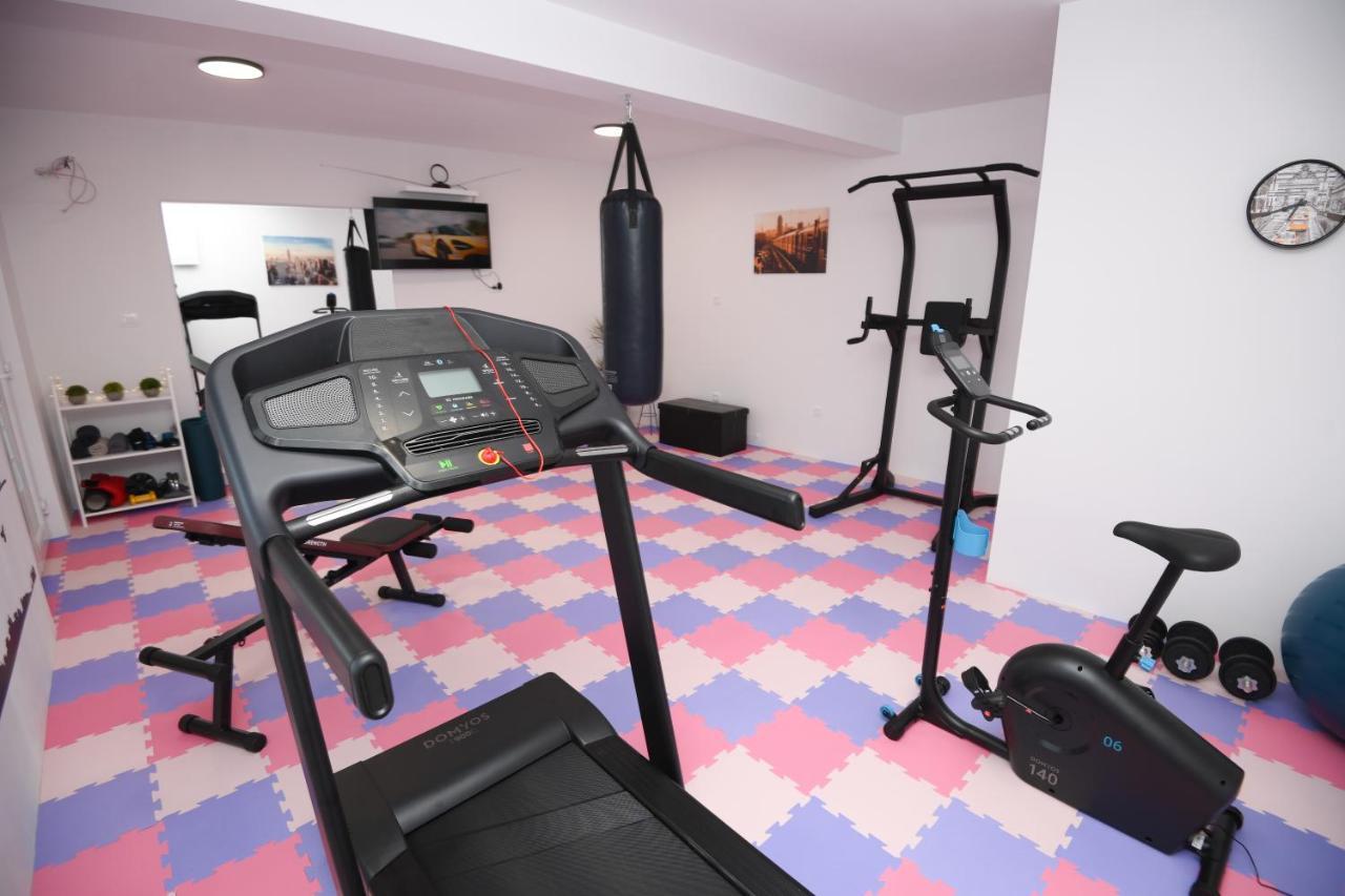 Apartments Lidija - Sea View Apartment With Exclusive Right Of Using Hot Tub Or Split Level Apartment With Exclusive Right Of Using Pool 珀德垂那 外观 照片