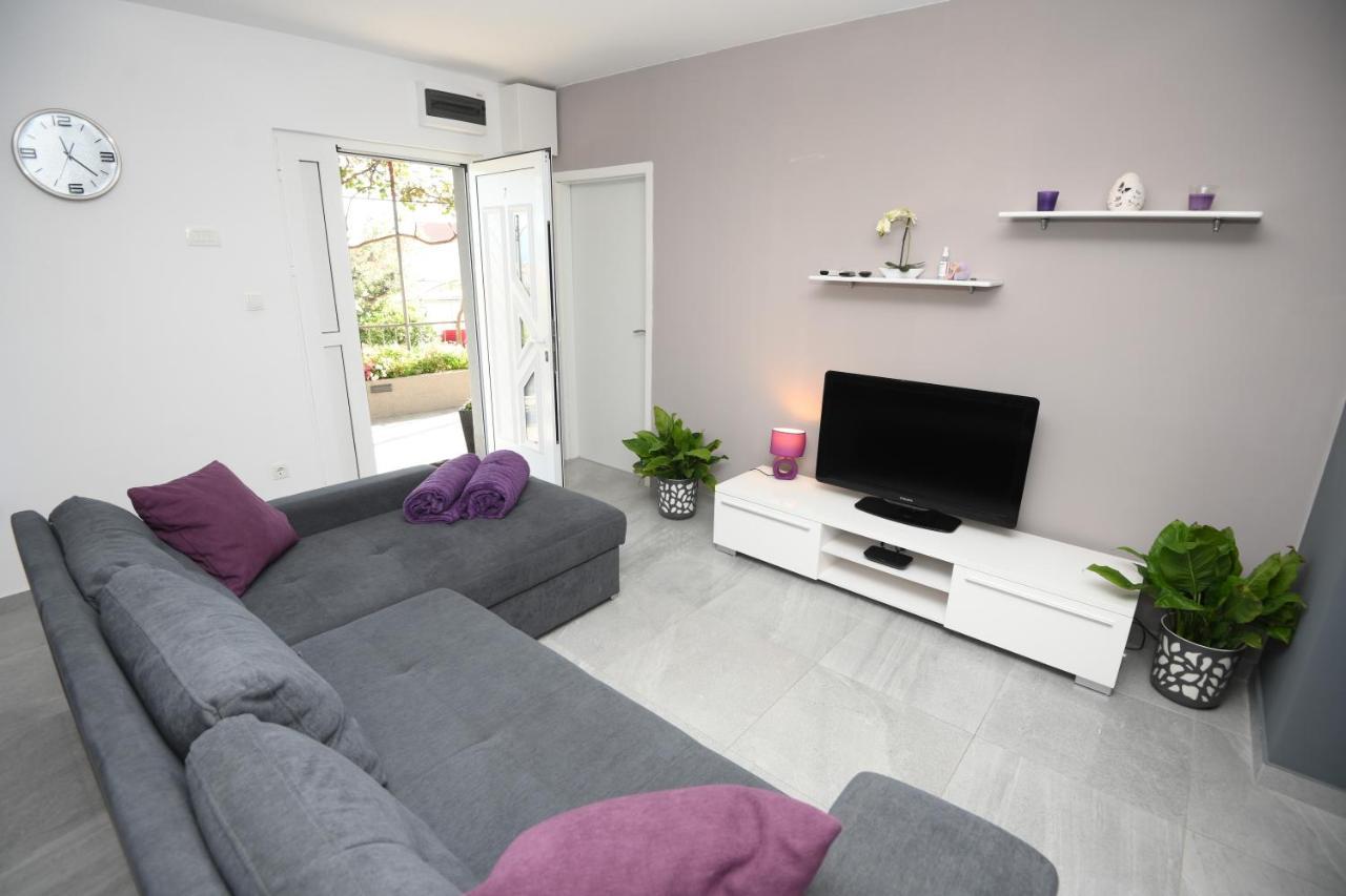 Apartments Lidija - Sea View Apartment With Exclusive Right Of Using Hot Tub Or Split Level Apartment With Exclusive Right Of Using Pool 珀德垂那 外观 照片