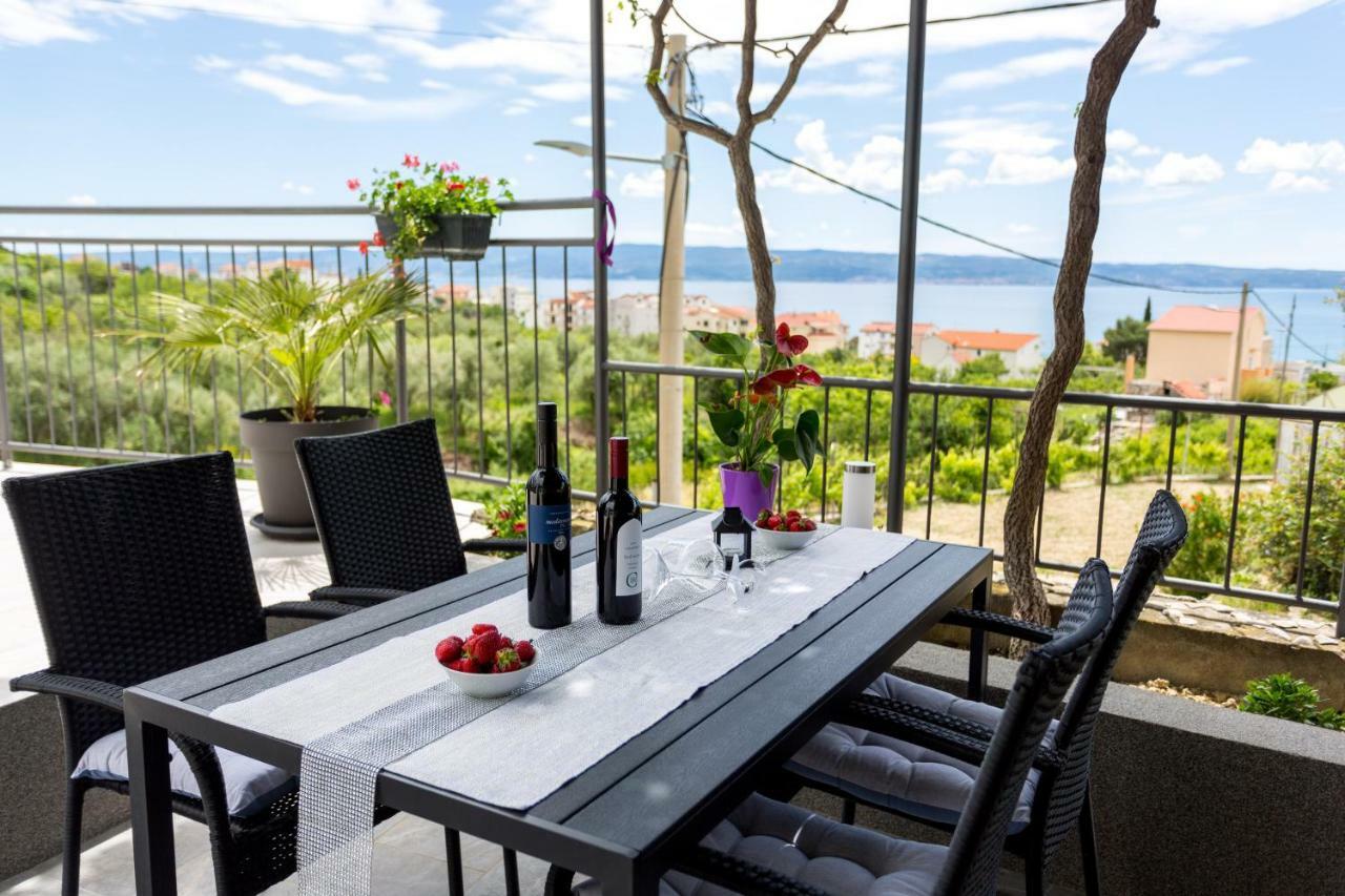 Apartments Lidija - Sea View Apartment With Exclusive Right Of Using Hot Tub Or Split Level Apartment With Exclusive Right Of Using Pool 珀德垂那 外观 照片