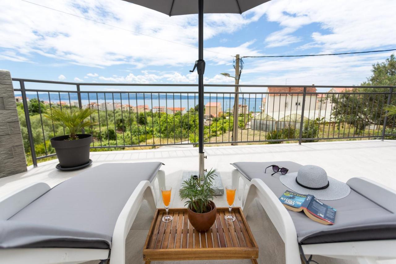 Apartments Lidija - Sea View Apartment With Exclusive Right Of Using Hot Tub Or Split Level Apartment With Exclusive Right Of Using Pool 珀德垂那 外观 照片